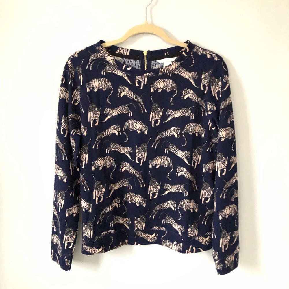 H&M Tiger navy blouse